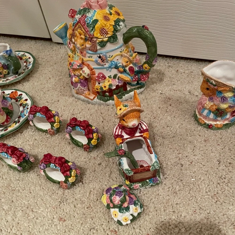 Springtime Ceramic Tea Set - Picture 7 of 11